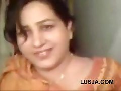 Bhabhi Blowjob to Devar.TS