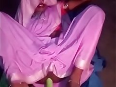 Sanskari Indian Bahu masterbates with a Vail